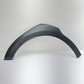 წინა ფრთის მოლდინგი